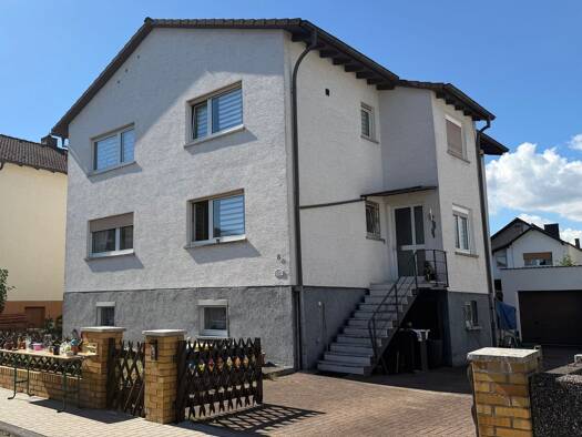 Mehrfamilienhaus zum Kauf 499.000 € 6 Zimmer 196,6 m² 653 m² Grundstück Dorheim Friedberg 61169