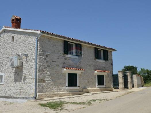 Einfamilienhaus zum Kauf 650.000 € 5 Zimmer 165 m² 315 m² Grundstück Porec 52440
