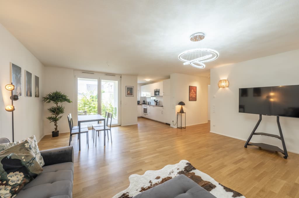 Wohnung zur Miete Wohnen auf Zeit 2.880 € 5 Zimmer 90 m²<br/>Wohnfläche ab sofort<br/>Verfügbarkeit Katharina-Kepler-Straße Holzgerlingen 71088