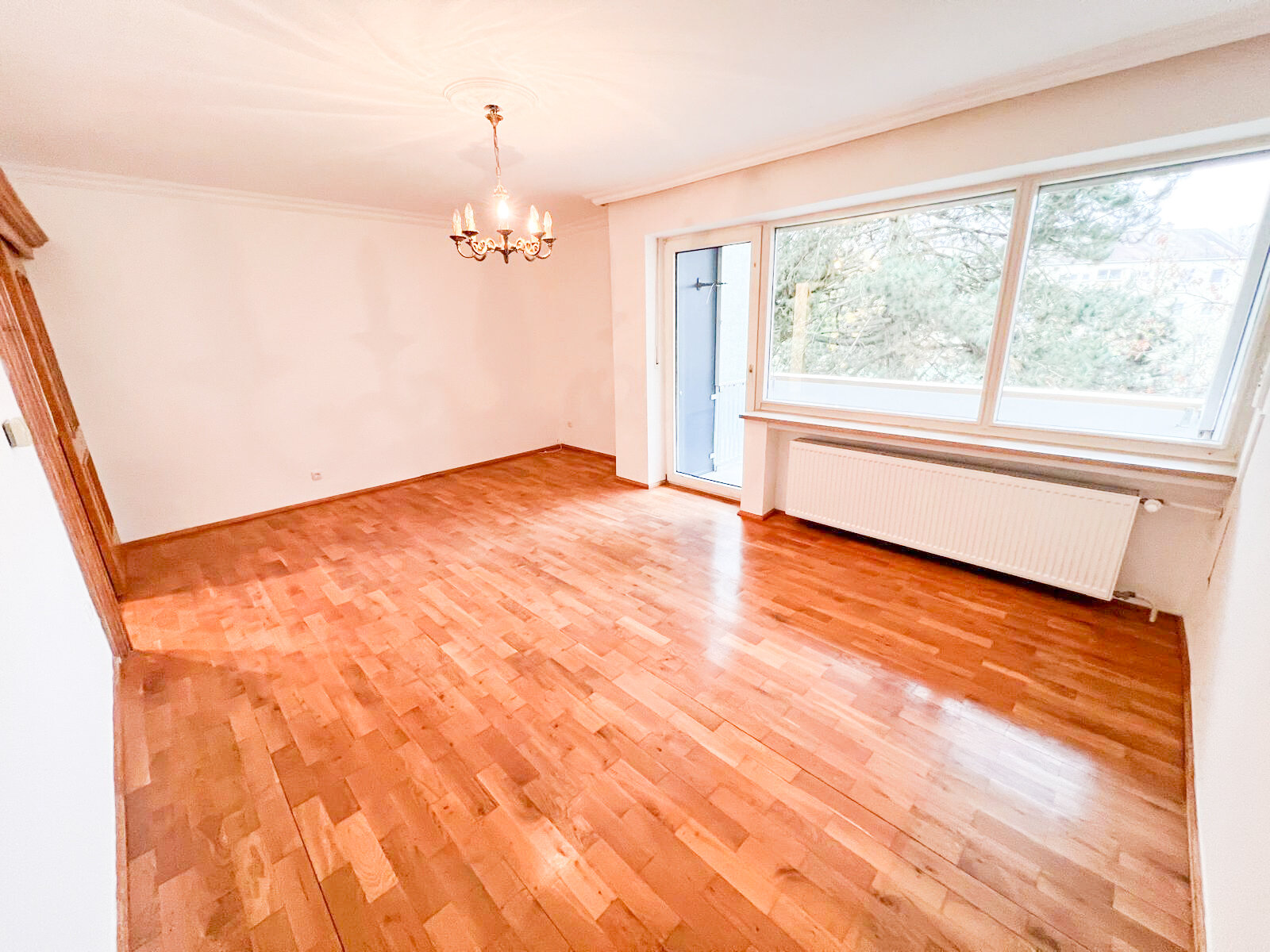 Wohnung zur Miete 720 € 3 Zimmer 73 m²<br/>Wohnfläche 2.<br/>Geschoss ab sofort<br/>Verfügbarkeit Tilsiter Str. 4 Planungsbezirk 134 Straubing 94315