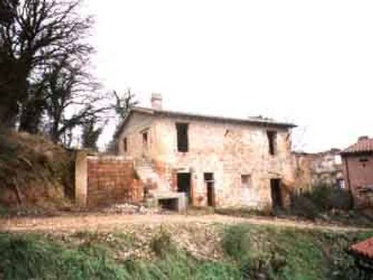 Haus zum Kauf 140.000 € 4 Zimmer 165 m² 4.000 m² Grundstück Città della Pieve Ortsteil Marciano 06062