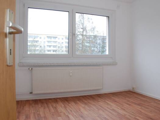 Wohnung zur Miete 270 € 3 Zimmer 56,2 m² 3. Geschoss frei ab 01.11.2026 Paul-Bertz-Straße 103 Helbersdorf Helbersdorf 09120