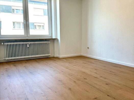 Wohnung zur Miete 895 € 3 Zimmer 83 m² 2. Geschoss frei ab sofort Schweiggerstraße 2 Glockenhof Nürnberg 90478