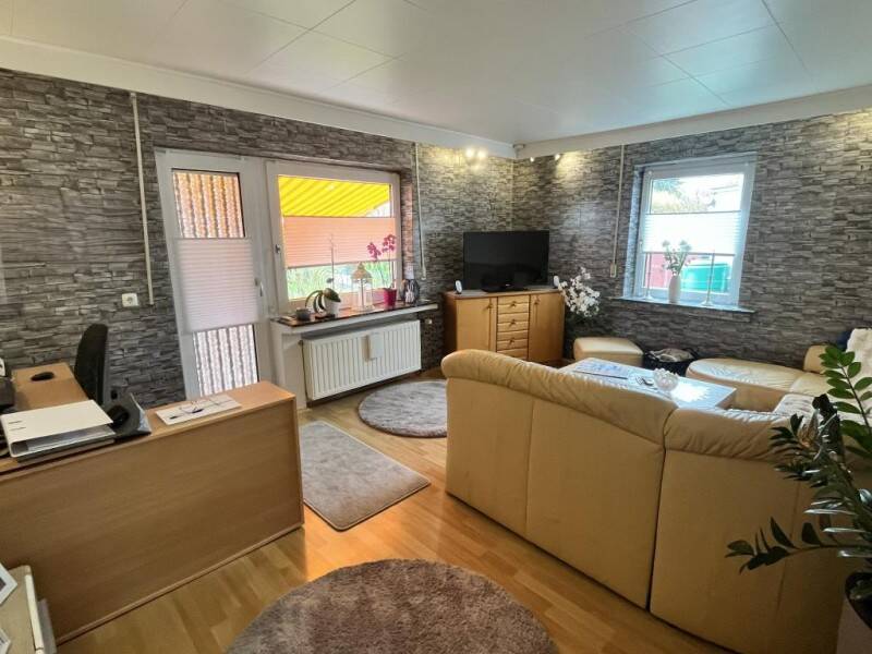 Immobilie in Edermünde - **Wohlfühlen garantiert!** Ein- bis Zweifamilienwohnhaus  mit Garage und Garten in Edermünde-Haldorf - Bild 4