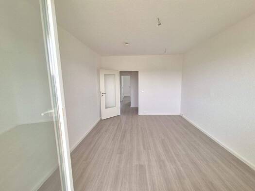 Wohnung zur Miete - Erstbezug 330 € 2 Zimmer 49 m² 4. Geschoss Südstraße 71 Grimma 04668