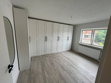Wohnung zur Miete 1.130 € 3 Zimmer 91 m² Geschoss 2/3 frei ab 15.08.2025 Erkenbrechtsweiler 73268