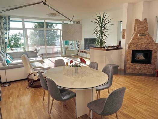 Haus zum Kauf 1.140.000 € 8 Zimmer 260 m² Njivice Njivice