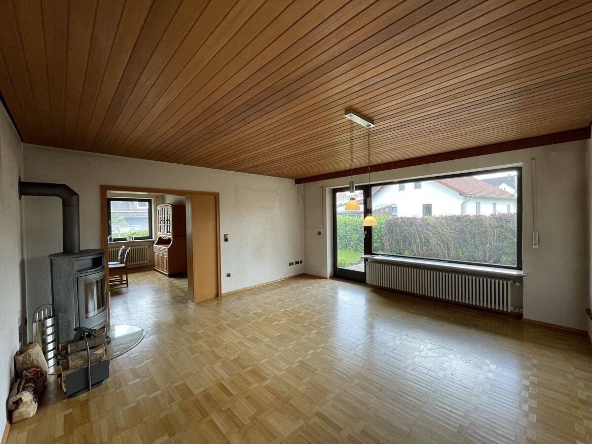 Einfamilienhaus zum Kauf - Mehr