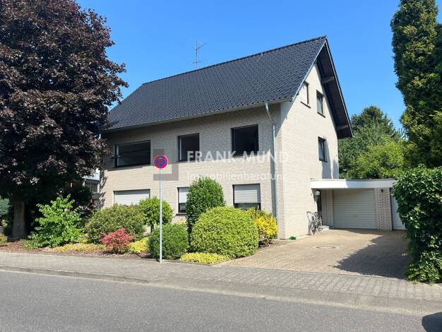 Mehrfamilienhaus zum Kauf als Kapitalanlage geeignet 549.000 € 8 Zimmer 219 m² 396 m² Grundstück Korschenbroich Korschenbroich 41352