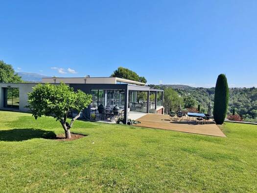 Einfamilienhaus zum Kauf 8 Zimmer 500 m² 4.000 m² Grundstück Vallée Verte-Issarts-Vignasses Biot 06410