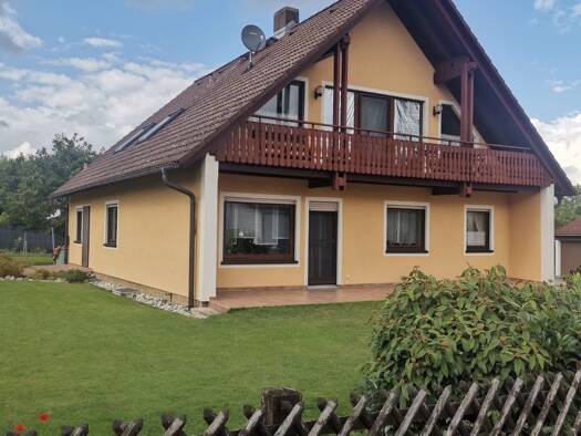 Wohnung zur Miete 700 € 3 Zimmer 85 m² frei ab 01.11.2026 Dürrwangen Dürrwangen 91602