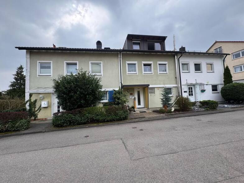 Reihenmittelhaus zum Kauf 430.000 € 5 Zimmer 140 m² 235 m² Grundstück Backnang Backnang 71522