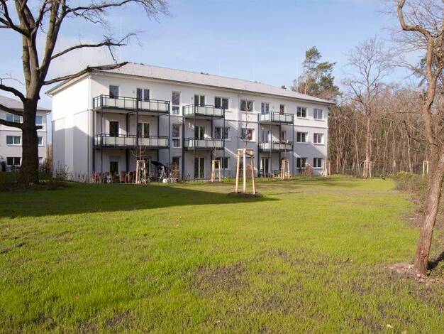 Wohnung zur Miete 801 € 2 Zimmer 56,4 m² 1. Geschoss frei ab 16.10.2026 Ernst-Thälmann-Platz 4 Elstal Wustermark 14641