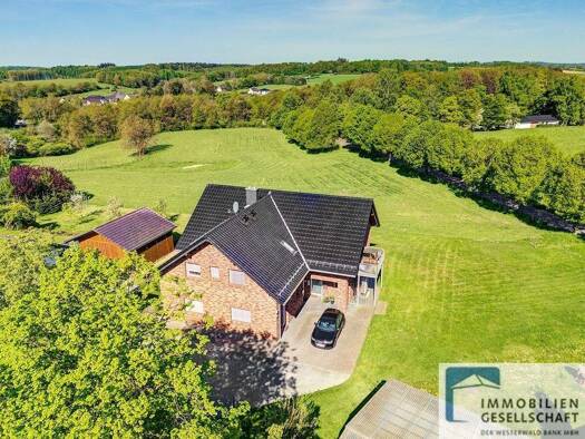 Mehrfamilienhaus zum Kauf 645.000 € 5 Zimmer 277 m² 2.448 m² Grundstück Helmenzen 57612