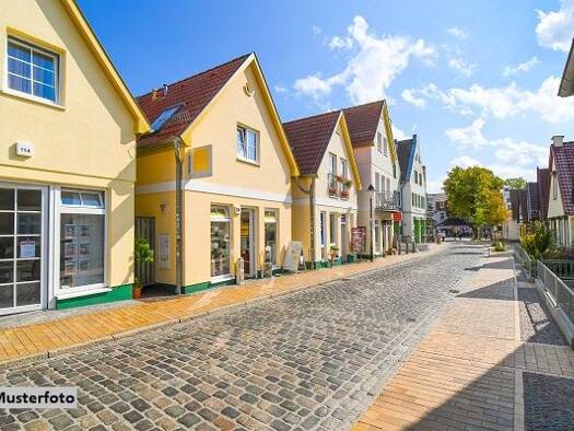 Mehrfamilienhaus zum Kauf 406.200 € 8 Zimmer 398 m² 995 m² Grundstück Derschlag Gummersbach 51645