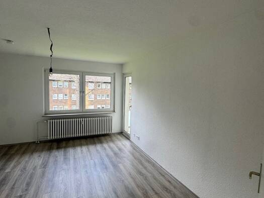 WG-Zimmer zur Miete 499 € 3 Zimmer 64,6 m² 2. Geschoss frei ab 01.05.2026 Walzstr. 17 Mittelmeiderich Duisburg 47138