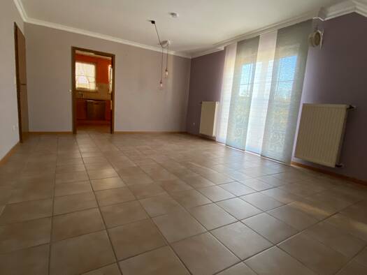 Wohnung zur Miete 620 € 3 Zimmer 90 m² Geschoss 1/2 frei ab sofort Orsfeld 54655
