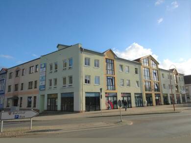 Wohnung zur Miete 320 € 1 Zimmer 27,4 m² frei ab 01.06.2025 Straße des Friedens 1 Angermünde Angermünde 16278