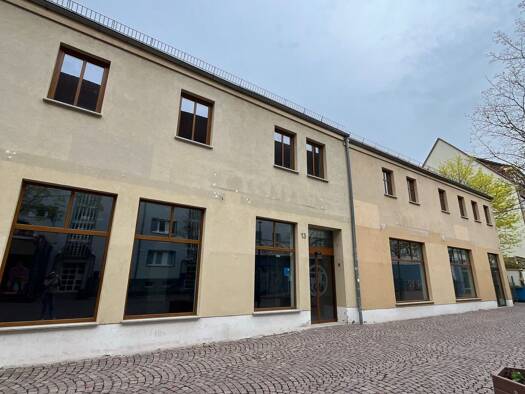 Laden zur Miete 1 Zimmer 450 m² Verkaufsfläche Burgstraße 15 Bitterfeld Bitterfeld-Wolfen 06749