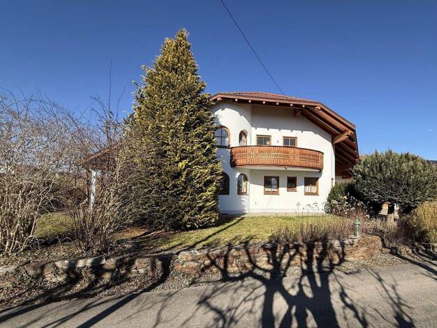 Villa zum Kauf provisionsfrei 1.290.000 € 9 Zimmer 280 m² 2.261 m² Grundstück Schlingen Bad Wörishofen 86825