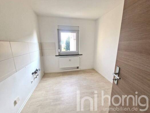 Wohnung zur Miete 350 € 3 Zimmer 60 m² 2. Geschoss Stacha Demitz-Thumitz 01877