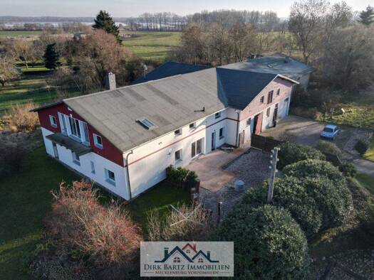 Bauernhaus zum Kauf 189.000 € 5 Zimmer 200 m² 2.773 m² Grundstück Wagun Dargun 17159