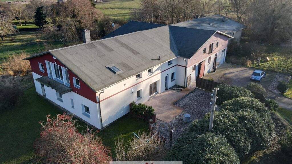 Bauernhaus zum Kauf 129.000 € 5 Zimmer 200 m² 2.773 m² Grundstück Wagun Dargun 17159