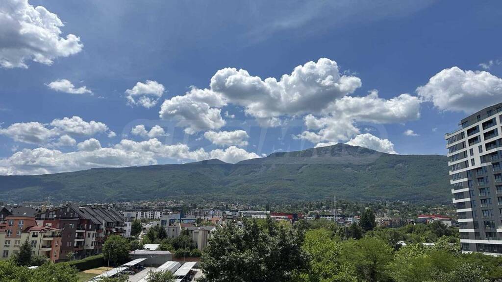 Studio zum Kauf 489.000 € 163 m² Sofia