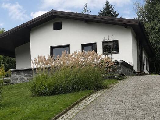 Haus zum Kauf provisionsfrei 490.000 € 8 Zimmer 250 m² 2.500 m² Grundstück Schleusingen Schleusingen 98553