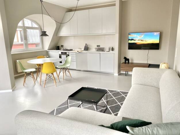 Wohnung zur Miete Wohnen auf Zeit 3.600 € 4 Zimmer 100 m² frei ab 01.05.2026 Mitte Berlin 10119