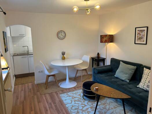 Wohnung zur Miete 860 € 1,5 Zimmer 28 m² Geschoss EG/1 frei ab sofort Thalk.Obersendl.-Forsten-Fürstenr.-Solln München 81477