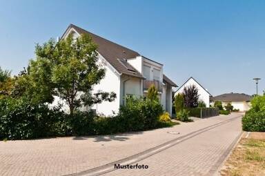 Mehrfamilienhaus zum Kauf 197.000 € 10 Zimmer 203 m² 877 m² Grundstück Immenhausen Meschede 59872