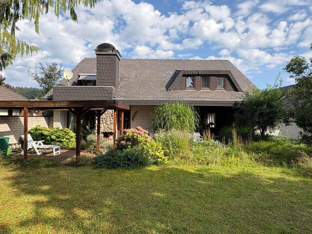 Einfamilienhaus zum Kauf 359.000 € 6 Zimmer 228 m² 981 m² Grundstück Aerzen Aerzen 31855