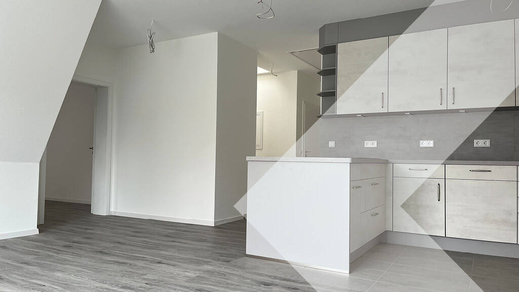 Wohnung zur Miete - Erstbezug 1.220 € 3 Zimmer 79 m² frei ab sofort Innenstadt Reutlingen 72764