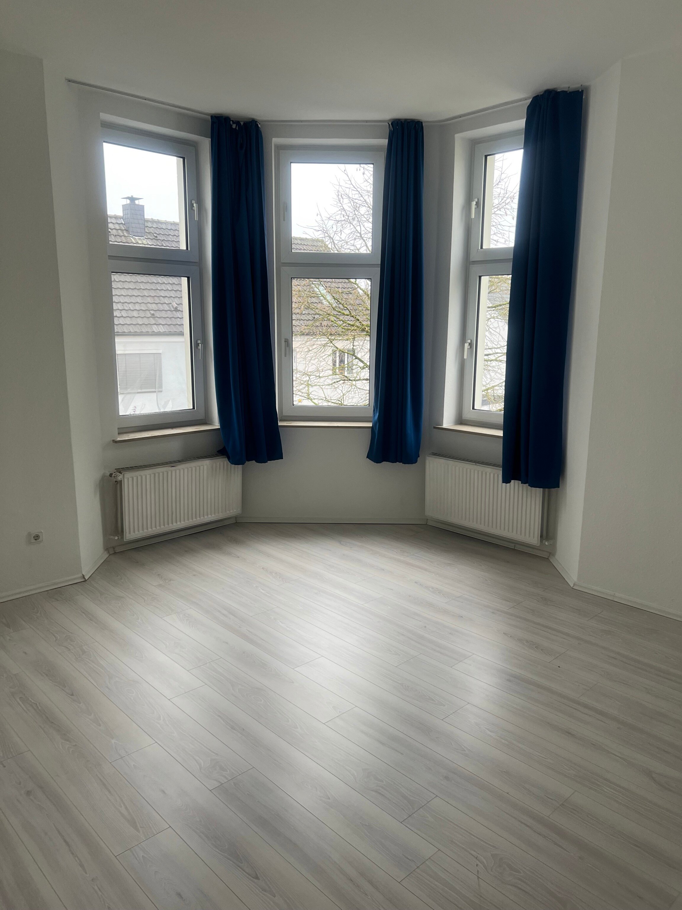 Wohnung zur Miete 1.250 € 3,5 Zimmer 108,3 m²<br/>Wohnfläche 1.<br/>Geschoss ab sofort<br/>Verfügbarkeit Franziskusstraße 35 Weitmar - Mitte Bochum 44795