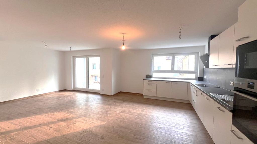 Wohnung zur Miete 1.550 € 4 Zimmer 101 m² frei ab sofort Stadtmitte Esslingen am Neckar 73728