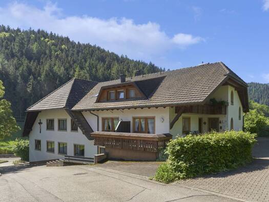 Wohnung zum Kauf 240.000 € 3 Zimmer 120 m² Simonswald 79263