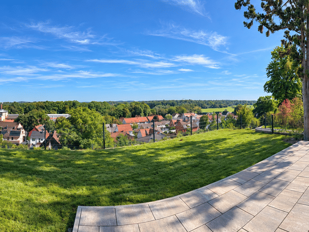 Villa zum Kauf provisionsfrei 1.290.000 € 6 Zimmer 214 m² 1.032 m² Grundstück frei ab sofort Auf der Schanz 38 Holzheim Nürnberg 90453