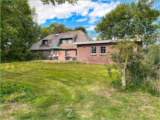 Einfamilienhaus zum Kauf 549.000 € 8 Zimmer 224 m² 3.047 m² Grundstück Katharinenheerd 25836