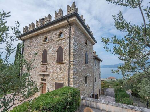 Haus zum Kauf 1.060.000 € 4 Zimmer 165 m² Torri del Benaco 37010