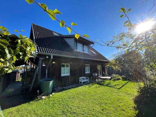 Einfamilienhaus zur Miete 2.100 € 4 Zimmer 153 m² 550 m² Grundstück frei ab sofort Laboe 24235