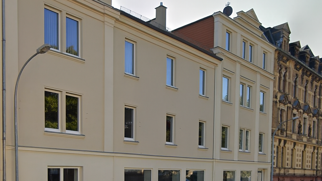 Mehrfamilienhaus zum Kauf 340.000 € 20 Zimmer 800 m² 2.400 m² Grundstück Greiz 07973