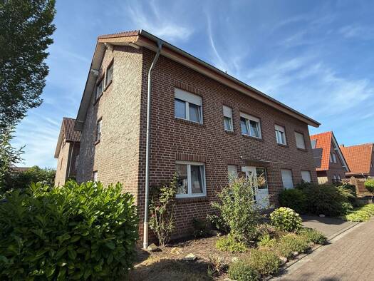 Mehrfamilienhaus zum Kauf nur mit Wohnberechtigungsschein als Kapitalanlage geeignet 640.000 € 14 Zimmer 367,6 m² 543 m² Grundstück Gescher Gescher 48712
