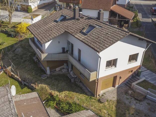 Einfamilienhaus zum Kauf provisionsfrei 440.000 € 8 Zimmer 222 m² 573 m² Grundstück Etzenrot Waldbronn 76337