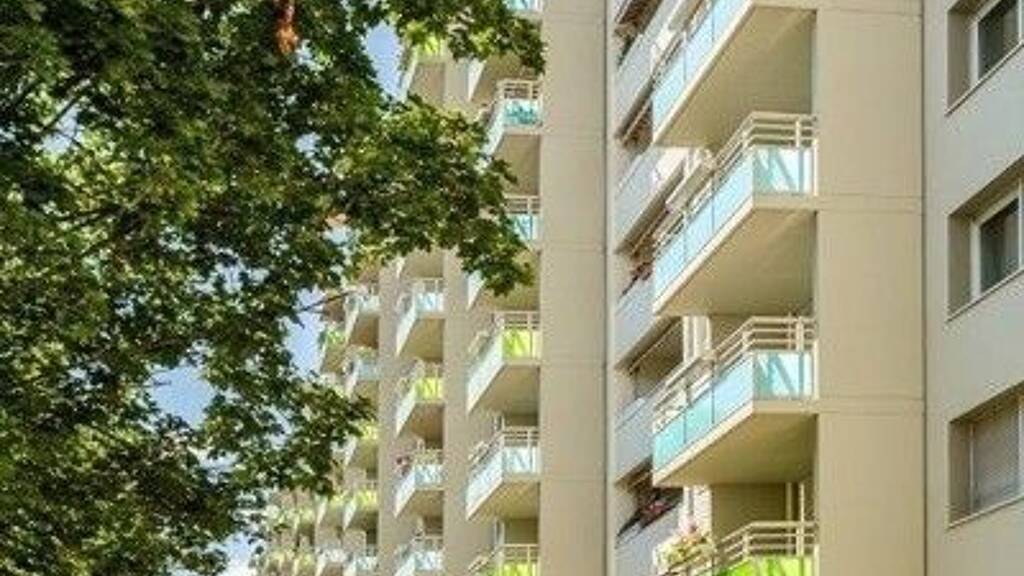 Wohnung zur Miete 517 € 2 Zimmer 51,4 m² 2. Geschoss frei ab 01.05.2026 Hopfgartenstr. 14 Johannstadt-Nord Dresden 01307