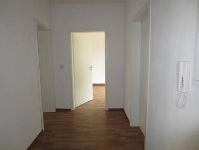 Wohnung zum Kauf 62.000 € 2 Zimmer 62,5 m² Waldkirchen Lengenfeld 08485