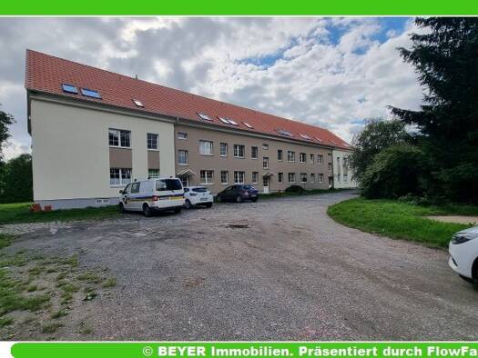 Wohnung zur Miete 749 € 3 Zimmer 84,1 m² frei ab 01.10.2026 Fischbach Arnsdorf 01477