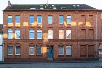 Wohnung zum Kauf 186.000 € 4 Zimmer 90,5 m² 2. Geschoss Innenstadt Stade 21682