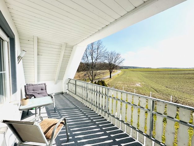 Wohnung zum Kauf 405.000 € 4 Zimmer 164 m² Dachgeschoss, 1. Geschoss Neuhaus Adelsdorf 91325