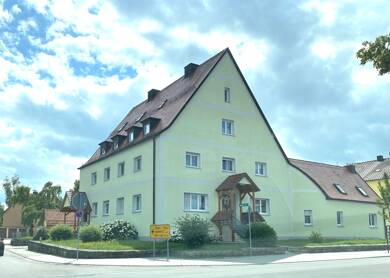 Mehrfamilienhaus zum Kauf 699.000 € 20 Zimmer 570 m² 1.074 m² Grundstück Rötz Rötz 92444